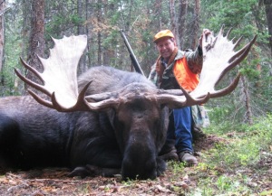 Governor's Tag SCI Raffle hunter Armand LaBroucherie is all smiles after bagging this 175-inch Shiras moose in Colorado. 